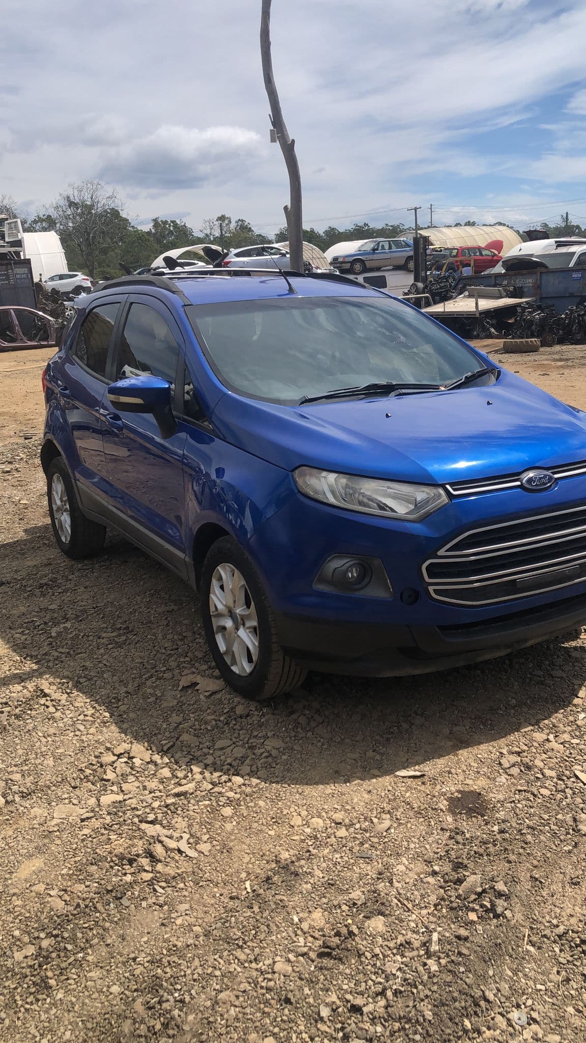 2016 FORD ECOSPORT RH FRONT GUARD for 2016 Ford EcoSport